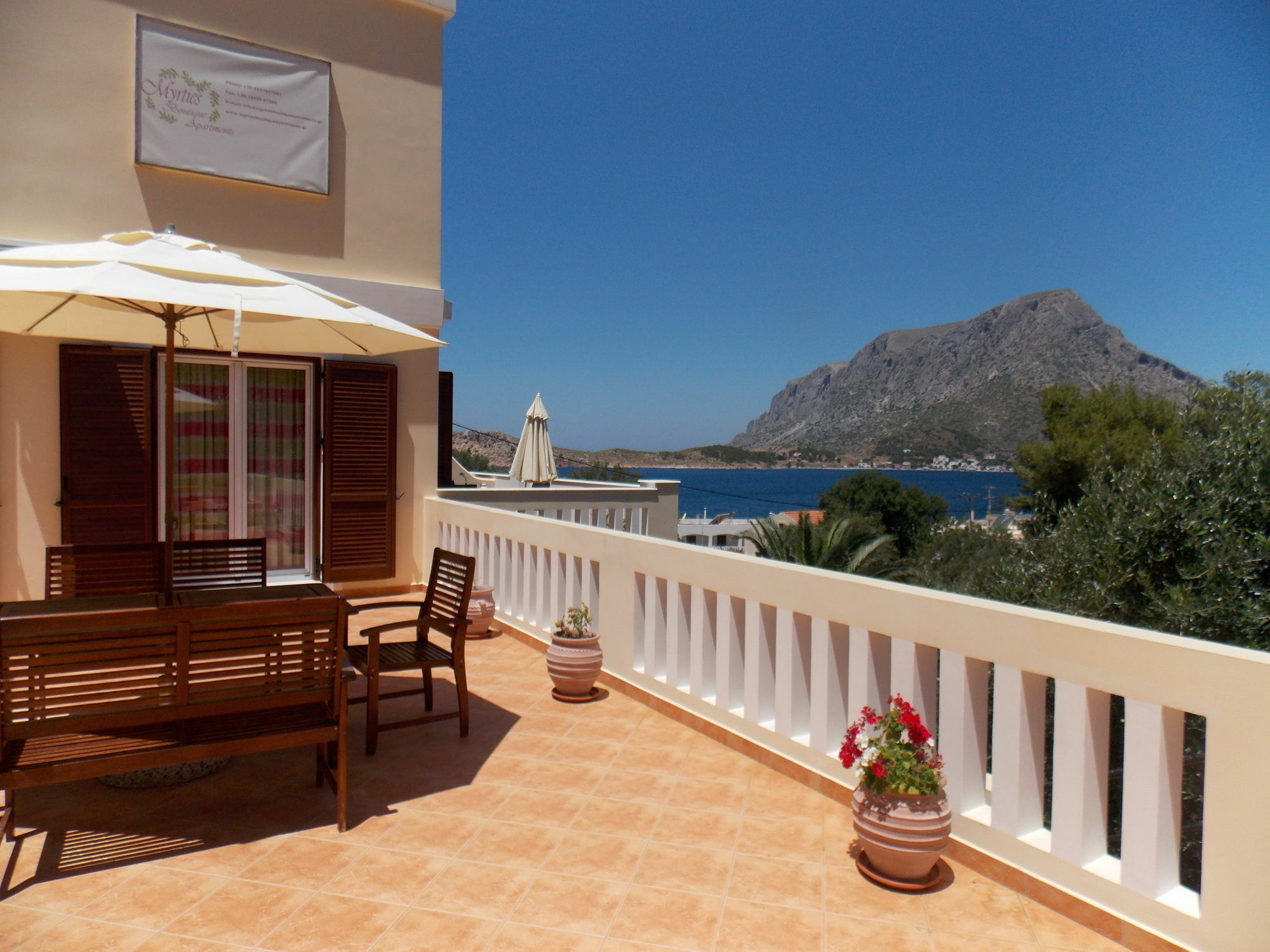 Myrties Boutique Apartments Масурі Екстер'єр фото
