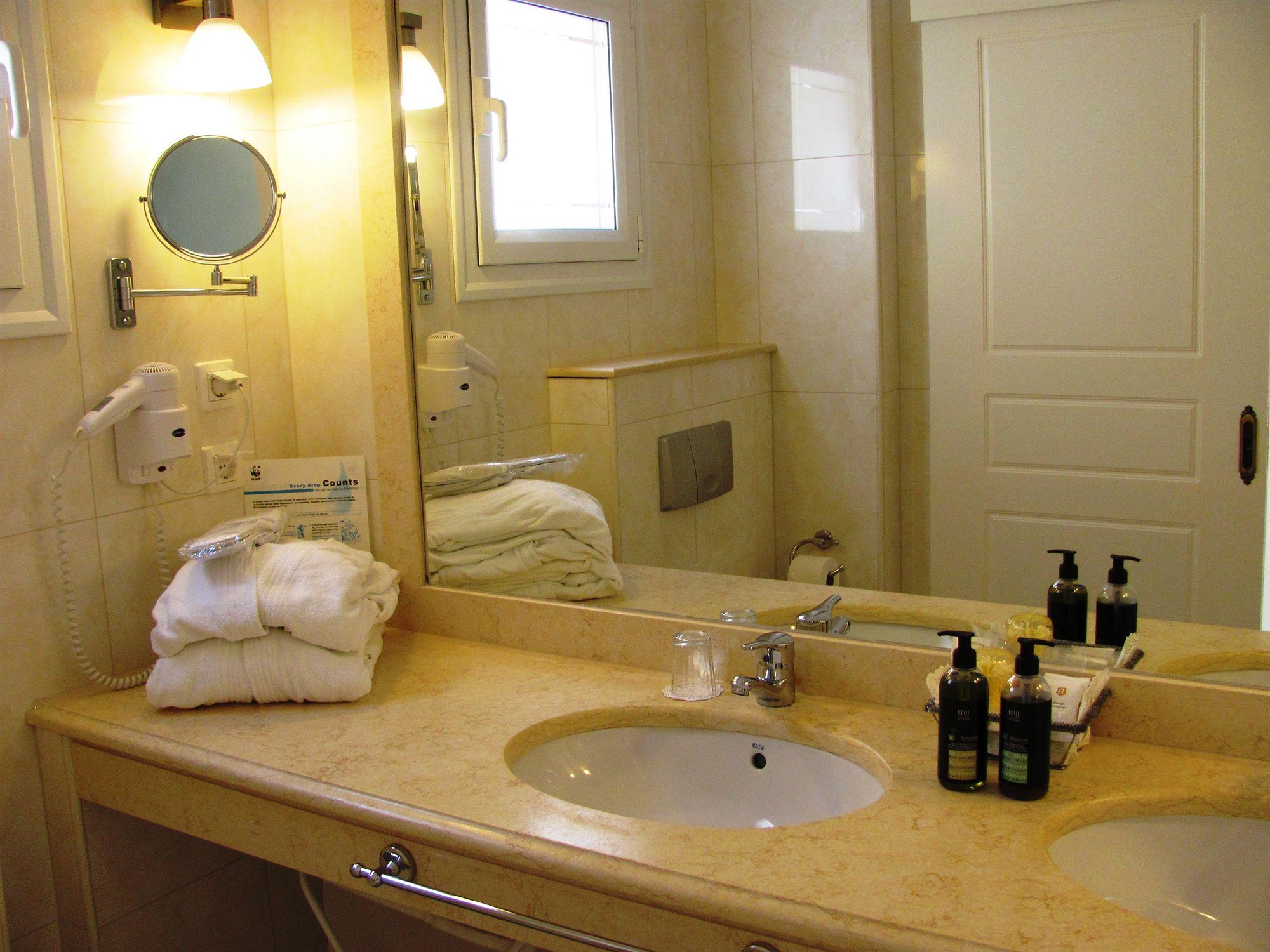 Myrties Boutique Apartments Масурі Екстер'єр фото